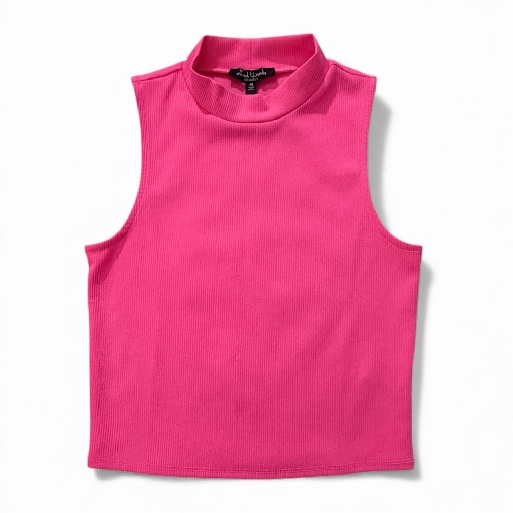 Mixed Threads hot pink ribbed mock neck top
Sleeveless Y2K style Sz M